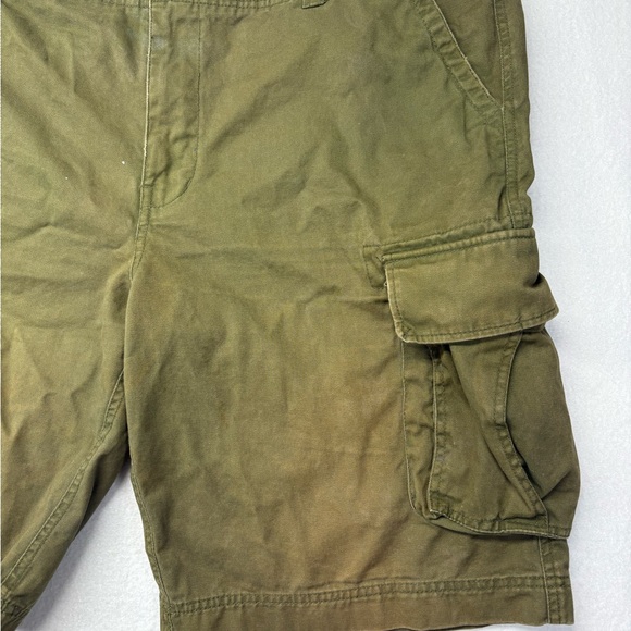 Foot Locker Cargo Shorts Men’s Sz 40 Army Green 12” Inseam Y2K Outdoor Retro - Picture 2 of 8